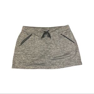 XXL athletic skort with pockets & drawstring waist. built in shorts underneath